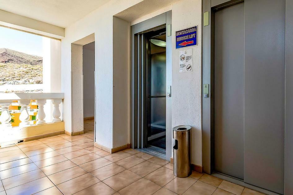 Studio In Los Cristianos Ocean View Arona  Exterior photo